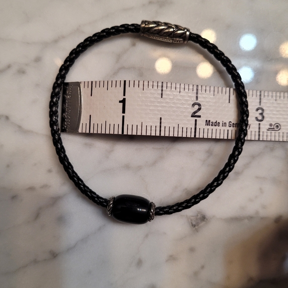 ***SOLD*David yurman Onyx braided leather bracelet - Picture 3 of 10